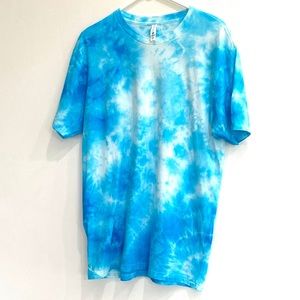 💦 NWT! Blue Ice Tie-dye t-shirt. Next level App.